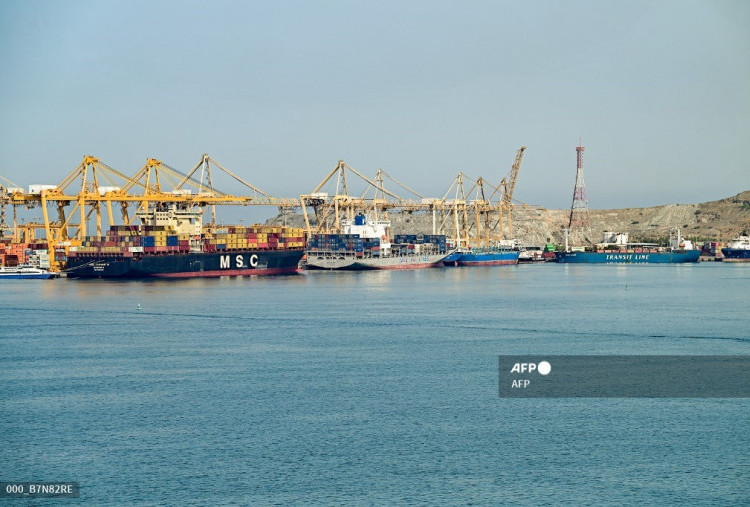 Israel Terus Bombardir Lebanon, Iran Tutup Selat Hormuz Lagi