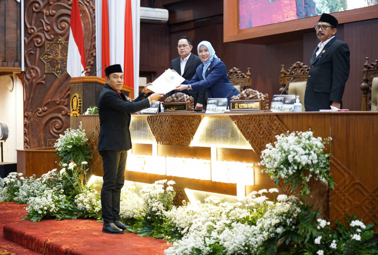Fraksi PDIP Dorong Pemprov Jatim Tak Tergantung Silpa dan Kurangi Belanja Operasi