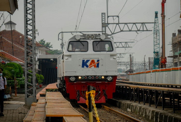 Rel Kereta Tergerus Banjir di Grobogan, PT KAI Daerah Operasi 4 Semarang Lakukan Rekayasa Ini