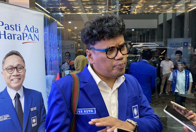 Uya Kuya Laporkan Penyebar Hoaks yang Tuding Dirinya Punya 750 SPPG ke Polda Metro