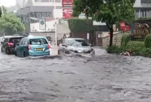 Hujan Deras, Jalan Kemang Raya, Jaksel Terendam Banjir