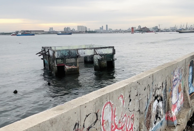 Masjid Wal Adhuna Jadi Saksi Bisu Tenggelamnya Kampung Nelayan di Muara Baru