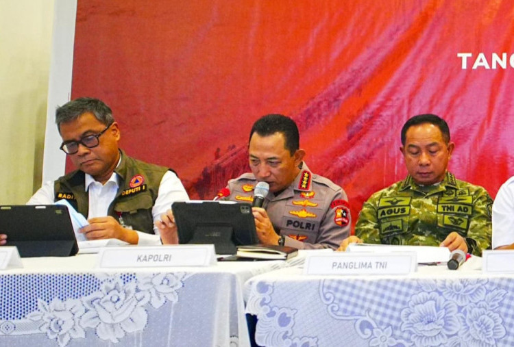 Polri Kerahkan 11.625 Personel dan Infrastruktur Lengkap Tangani Bencana Sumatera 