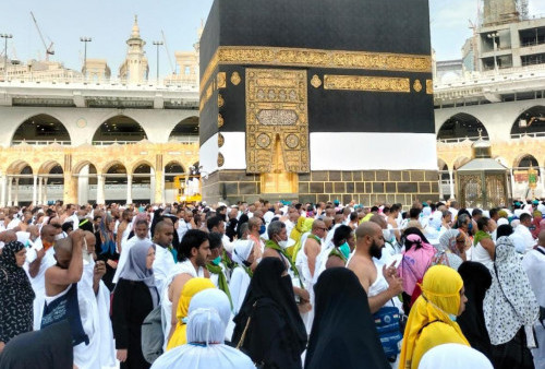 Tiba di Mekkah, CJH Asal Pesbar Jalani Umrah Wajib 