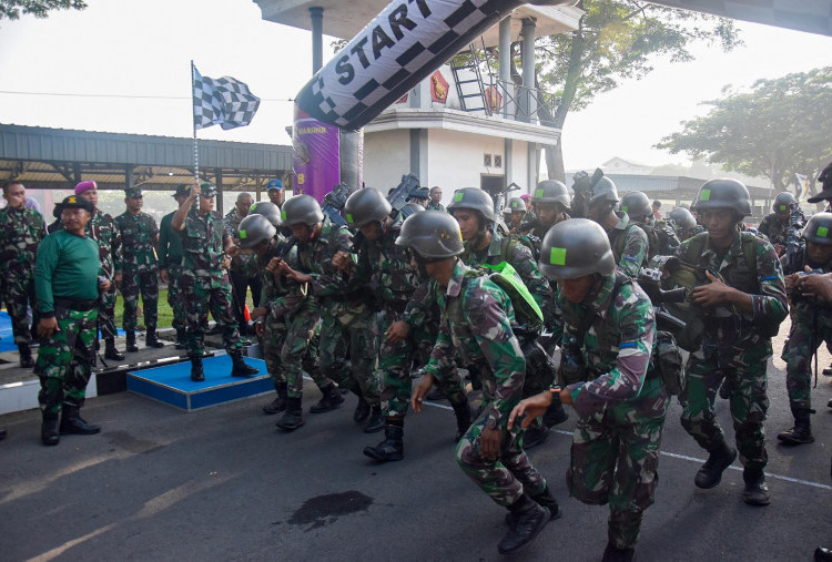 Para peserta Lomba Binsat Tingkat Korps Marinir 2024 menempuh jarak 8 Km dengan rute area kompleks Bumi Ksatrian Karang Pilang.. Melibas jalan rata  beraspal hingga bukit -bukit kecil di Kawasan Surabaya Barat itu . 

Komandan Brigif 2 Marinir Kolonel Marinir Arip Supriyadi, S.H., M.M., M.Tr.Hanla menyampaikan ucapan terima kasih kepada seluruh Atlet dan Official Binsat Brigif 2 Marinir karena telah memberikan hasil yang terbaik pada Lomba Cross Country Binsat 2024 tersebut.
Foto : Koptu Mar Moch Ainul Yakin 
