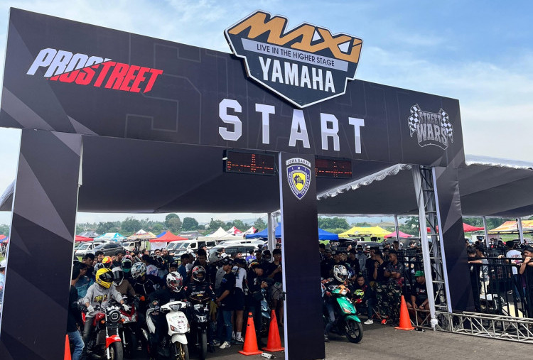 MAXI Drag Combat: 10 Tahun Sinergi Yamaha–Prostreet Hadirkan Adu Kecepatan di Landasan Terbang