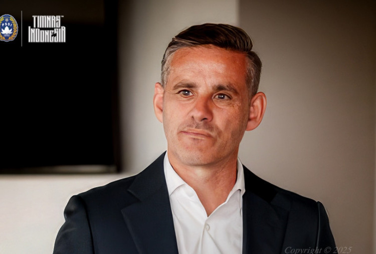 Resmi Mendarat! John Herdman Beserta Keluarga Akhirnya Injakkan Kaki di Indonesia, Era Baru Timnas Dimulai