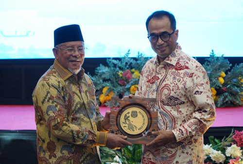KPK Operasi Tangkap Tangan Gubernur Maluku Utara Abdul Gani Kasuba di Hotel Jakarta Selatan
