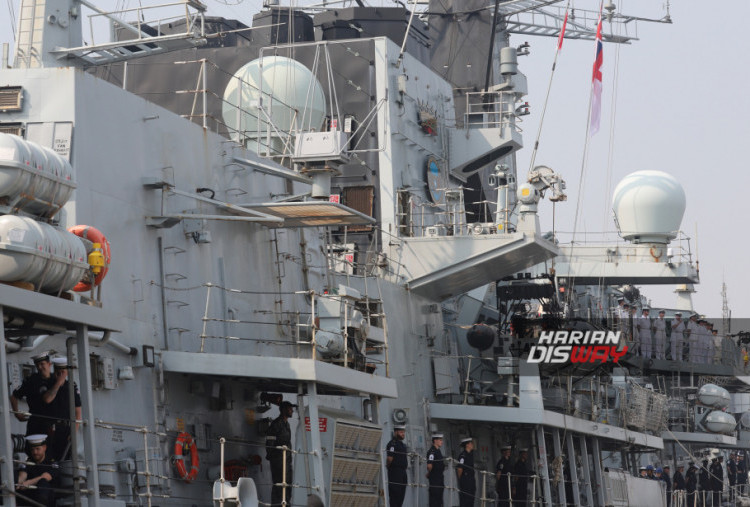 Kehadiran HMS Richmond juga menandai komitmen Inggris untuk terus memperkuat kerja sama militer serta keterlibatan strategis di kawasan Indo-Pasifik.