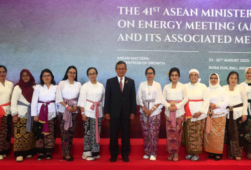 Spouse Program ASEAN Ministers on Energy Meeting ke-41 di Bali, Istri Dirut PLN Dukung Pelaku Kesenian Bali