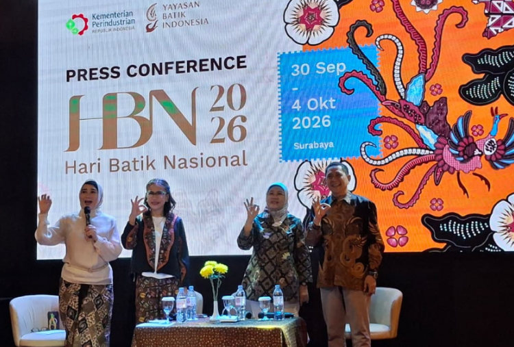 Surabaya Jadi Pusat Hari Batik Nasional 2026, Siapkan Atraksi Batik Berlayar hingga Pameran Berbasis AI