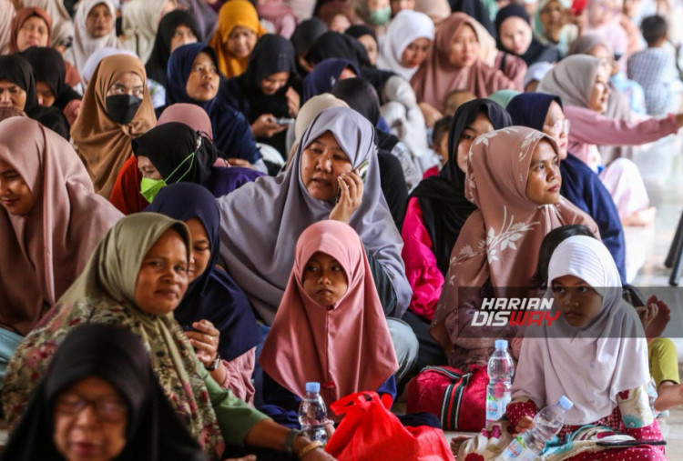 Antusiasme Tinggi, Warga Berbuka Puasa di Masjid Istiqlal Jakarta