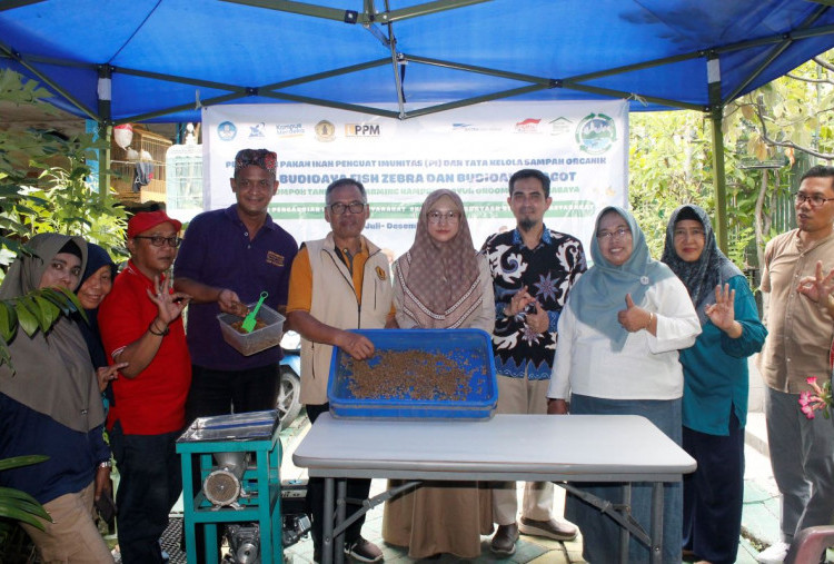 Kampoeng Oase Ondomohen Bersama UKWS Wujudkan Inovasi Hijau Berbasis Komunitas di Tengah Kota Surabaya