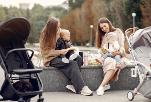 Pentingkah Stroller? Pertimbangkan 3 Hal Ini Sebelum Membeli