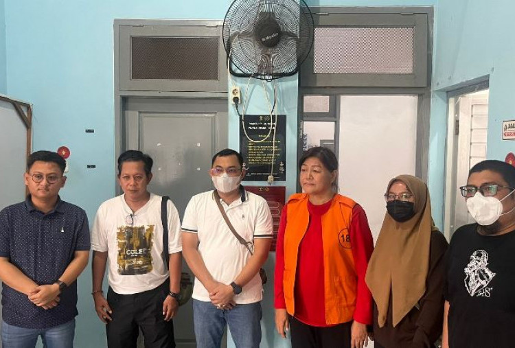 Tim SIRI Kejagung Amankan DPO Eksi Anggraini Kasus Antam