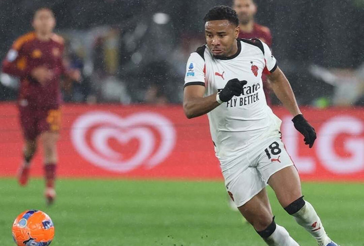 Christopher Nkunku Fokus Bertahan di AC Milan, Puji Karakter Zlatan Ibrahimovic