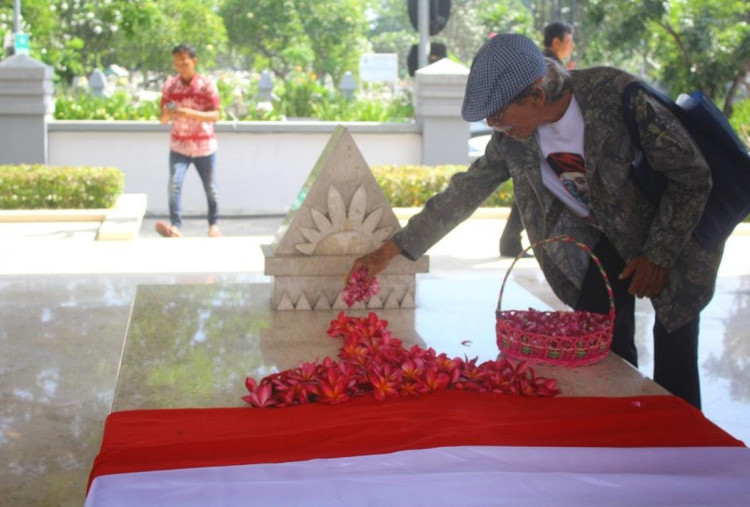 Peringatan Hari Musik Nasional, Ziarah Indonesia Raya di Makam W.R. Soepratman