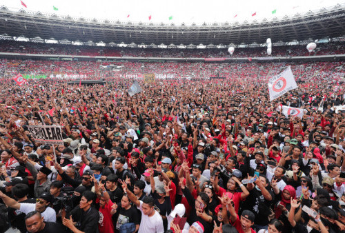 Ribuan Pendukung Ganjar-Mahfud Penuhi GBK