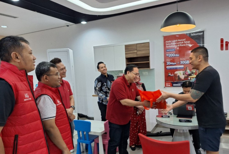 Telkomsel Rayakan Hari Pelanggan Nasional 2026 di Jawa Timur Lewat Semangat Sepenuh Hati Memahami