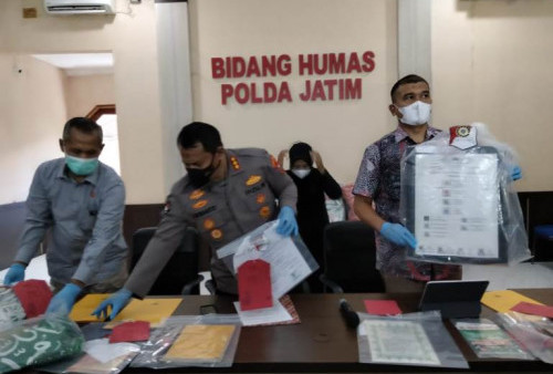 Polisi Sita 63 BB dari Ketua Khilafatul Muslimin Surabaya