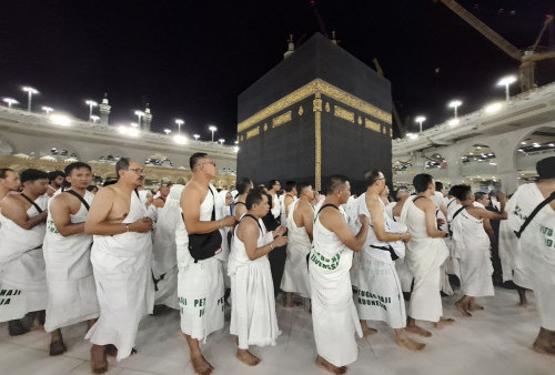 Laporan Haji 2024 (2): Petugas Haji Indonesia Tiba di Arab Saudi, Langsung Umrah
