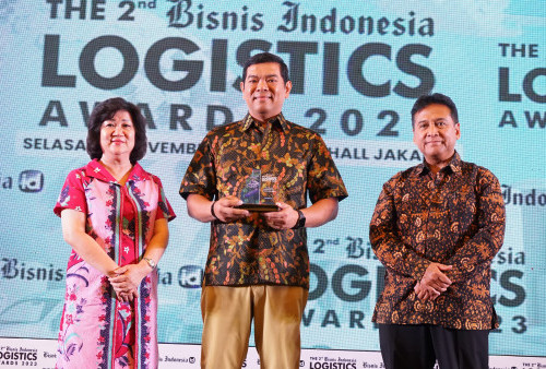 Dirut Terminal Teluk Lamong David Pandapotan Sirait Raih CEO of The Year