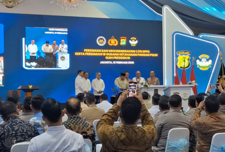 Prabowo Resmikan 18 Gudang Ketahanan Pangan dan 1.072 SPPG Milik Polri