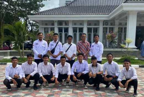 Tujuh Siswa SMA Negeri Surulangun Muratara Wakili Sumsel di Fornas