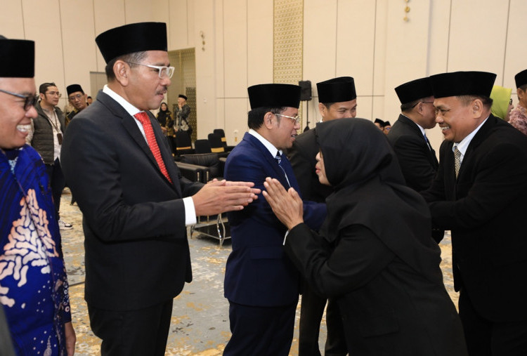 Sejarah Baru Kemenag, 15 Perempuan Dilantik Jadi Kepala KUA