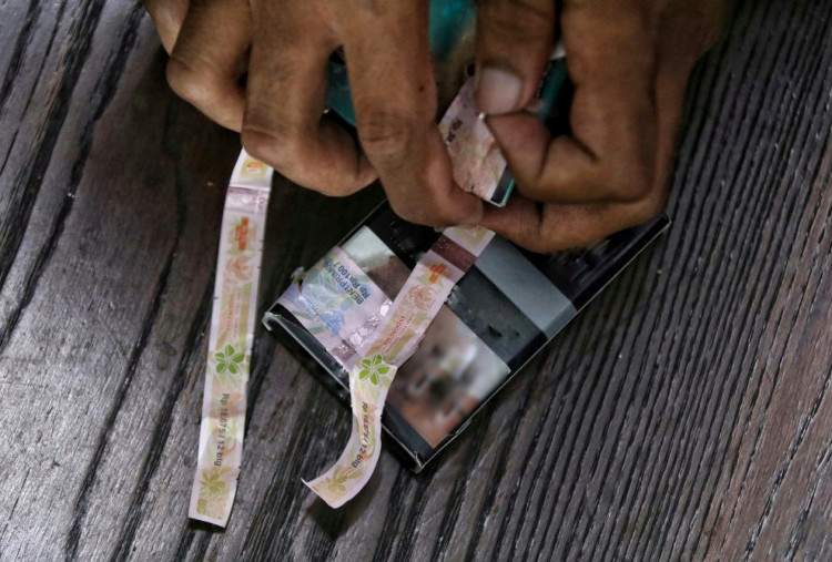 Peredaran Rokok Ilegal di Jatim (4): Yang Legal dan Ilegal 'Dicampur'