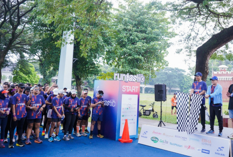 Bank Raya Dukung Skolari, Ajak Komunitas Pelari Kelola Keuangan dengan Saku Bareng