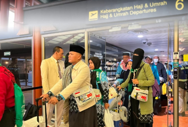 Kemenhaj Minta PPIU Tertibkan Keterlambatan Kedatangan dan Bagasi Tambahan Jemaah Umrah