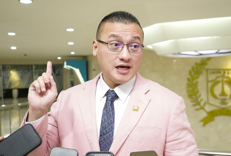 DPRD Dukung Pramono Bentuk BUMD Perparkiran, Kenneth: UPT Parkir Tidak Jelas!