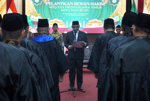 Wakil Walikota Pasuruan Kukuhkan Dewan Hakim MTQ XXX Jatim, Berharap Para Peserta MTQ Betah di Kota Pasuruan 