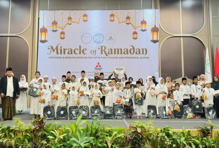 Mercure Surabaya Grand Mirama Undang 500 Anak Yatim Berbuka Puasa Bersama 