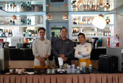 Bikin 3D Latte Art Ternyata Susah-Susah Gampang, Crown Prince Hotel Tantang Wartawan Adu Kreatifitas