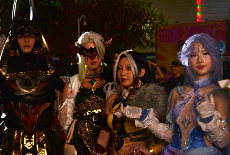 Menyaksikan Parade Cosplay PUBG Mobile Anniversary ke-8, Ada Anukhra dan Bloodbane Vesper di Tunjungan