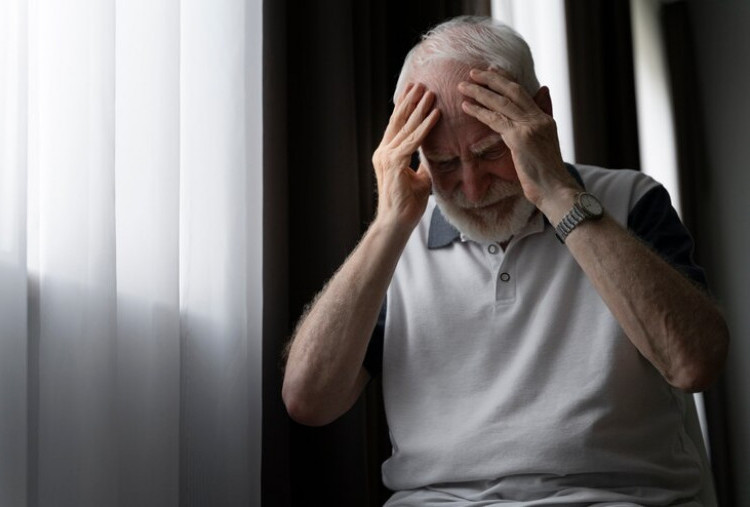 Kenali Gejala Stroke, Wajah Miring dan Bicara Pelo Segera Bawa ke Rumah Sakit Maksimal 4,5 Jam! 