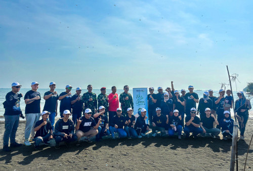 Semarang Beach Clean-Up: Aksi Meratus Jaga Kebersihan Pantai