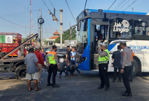 Waduh, Bus Transjakarta Mogok di Perlintasan KRL Green Garden, Begini Kronologinya