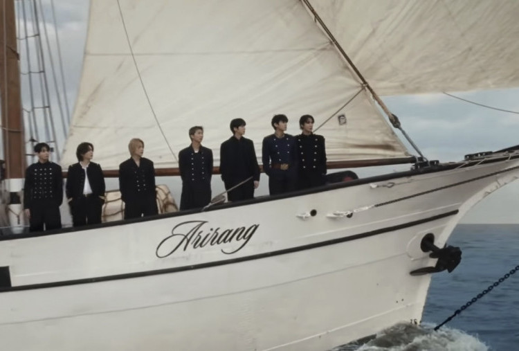 Lirik dan Terjemahan SWIM, Perjuangan BTS Comeback ke Pelukan ARMY