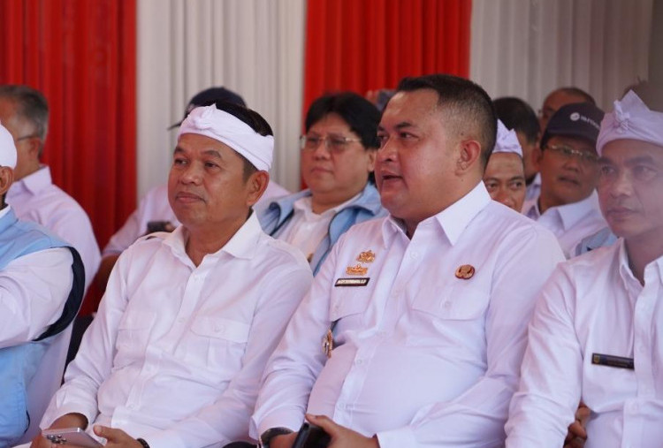 Bupati Bogor Klarifikasi Pidato soal Tambang, Tegaskan Tak Berniat Melawan Gubernur