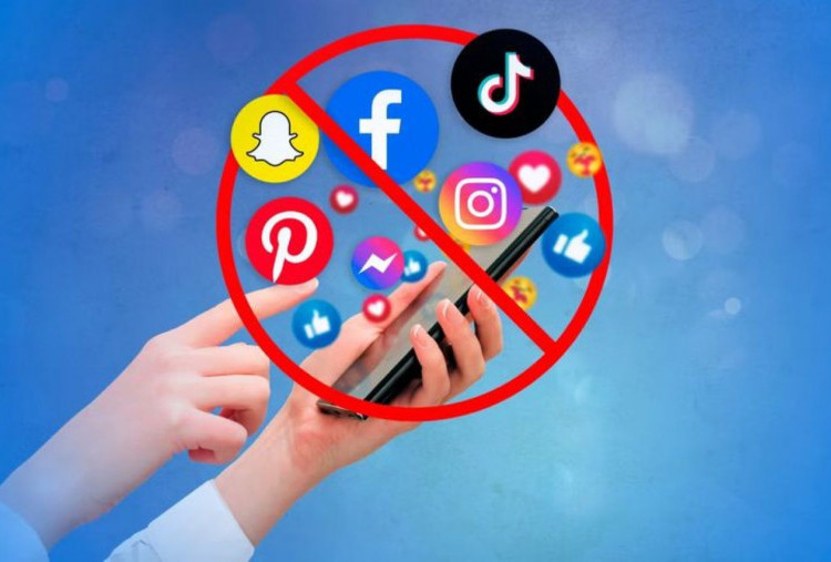 5 Sanksi yang Menanti Orang Tua Jika Anak di Bawah 16 Tahun Main Media Sosial