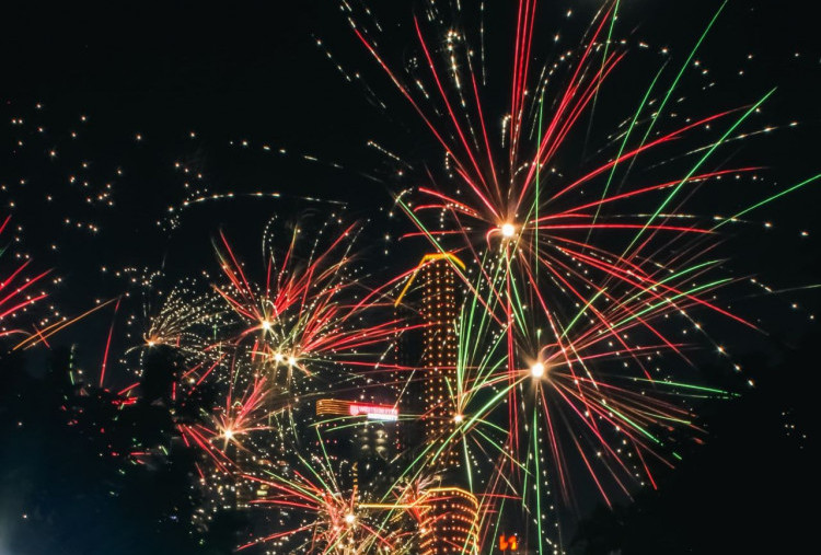 New Year Anxiety Gara-Gara Serbuan Berita Miring dan Paparan Flexing: Jadi Cemas atau Tetap Waras?