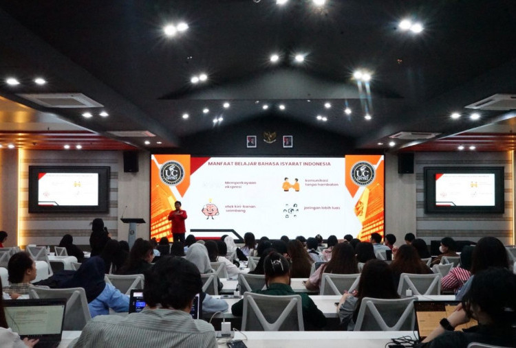 Simulasi Pasien Tuli di FK UC Ungkap Pentingnya Komunikasi Inklusif dalam Layanan Kesehatan