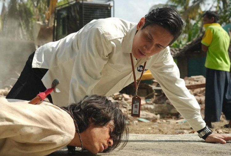 Ulasan Film Wregas Bhanuteja Para Perasuk: Dihadirkan, tapi Tak Benar-Benar Dibicarakan