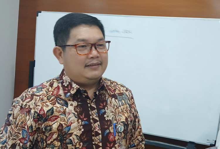 Rupiah Tertekan terhadap Dolar AS, BI Perkuat Intervensi Guna Jaga Stabilitas Nilai Tukar