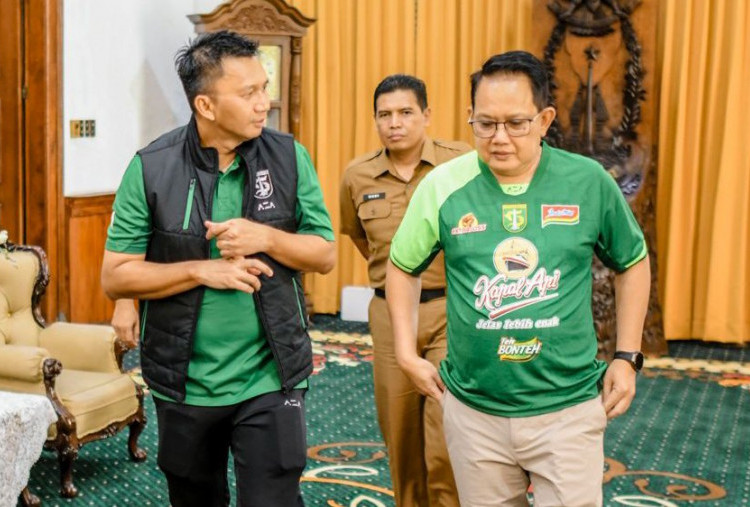 Pj Gubernur Jatim Dukung Agenda Persebaya-Bonek Tour to Aussie 2025 