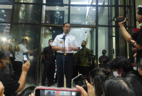 Janggal! Anies Baswedan Kok Pakai Mikrofon Usai Diperiksa KPK Layaknya Pidato 