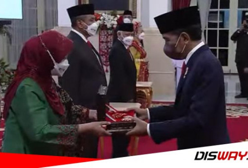 Berikut Ini Penerima Penghargaan Tanda Kehormatan dari Presiden Joko Widodo 